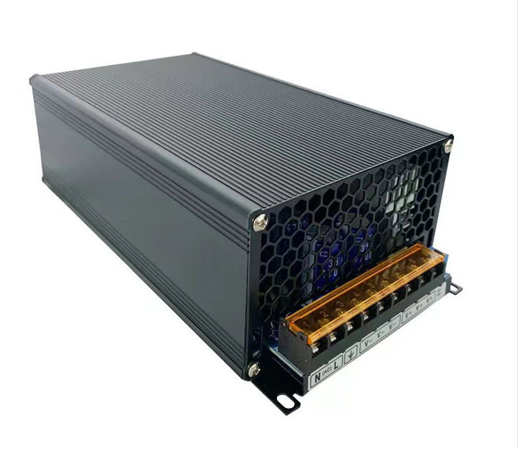 Functies en toepassingen van 1500 W High-Power Switching-voeding
