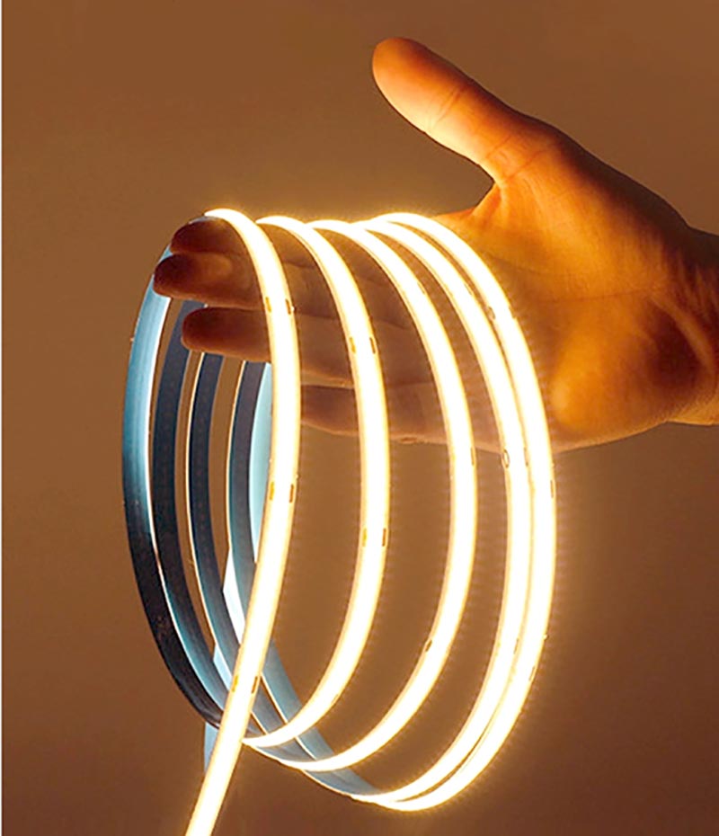 Hoe werkt het LED-lampje nadat de voeding van de schakelaar is ingeschakeld?